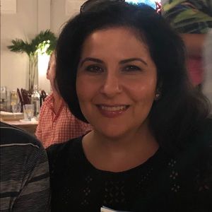 Meet your Posher, Gina